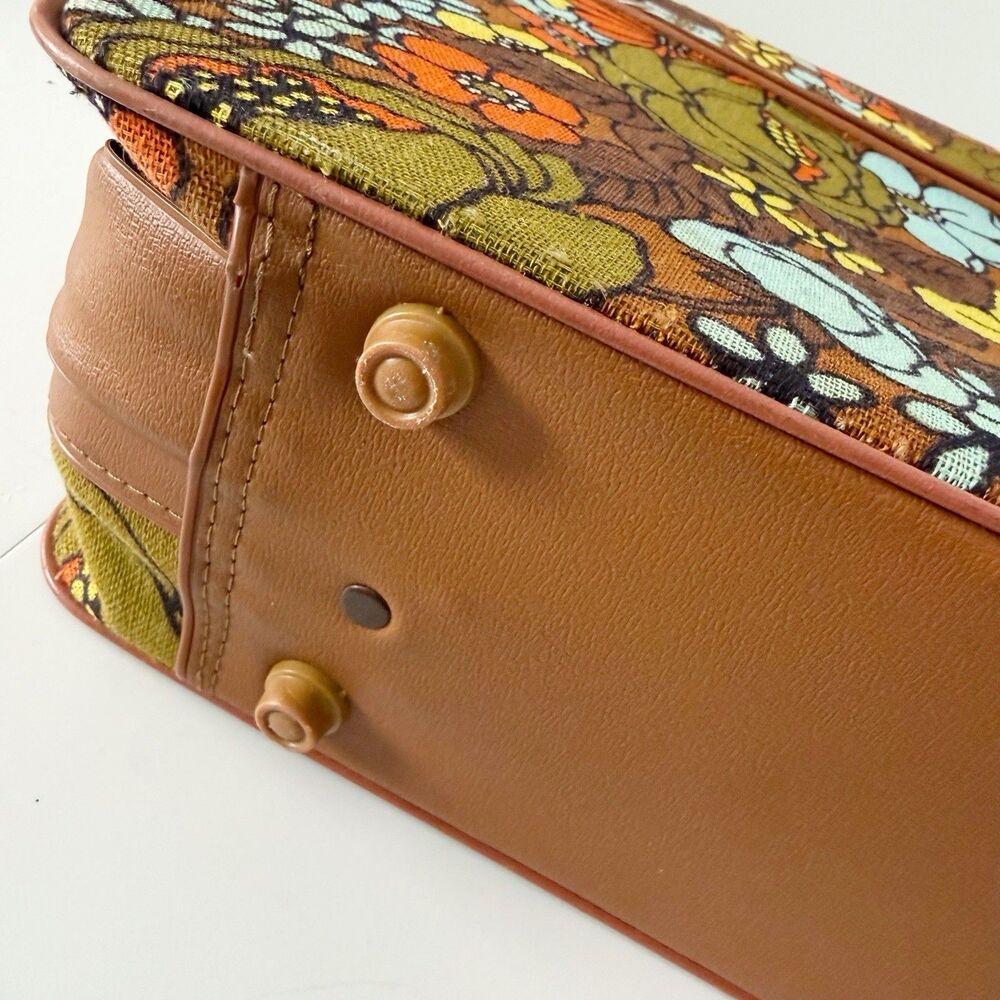 Vtg Brown Floral Print Medium Size Travel Bag From 1960-1970s Mod Flower Power - Picture 15 of 16